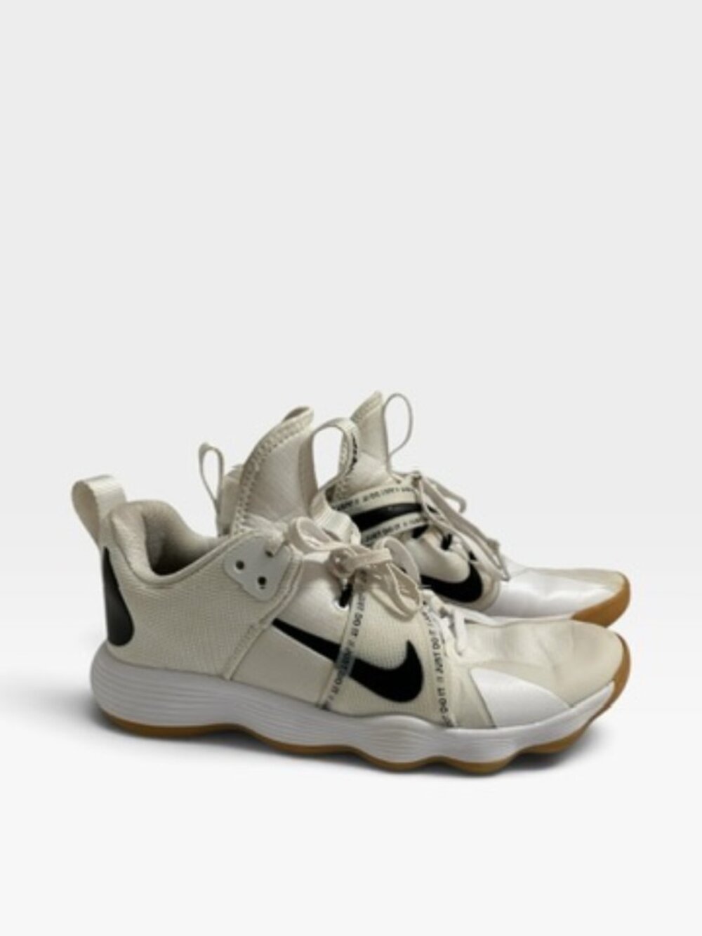 Nike React Hyperset Volleyball Shoes White Black Gum Sole Womens Size 10